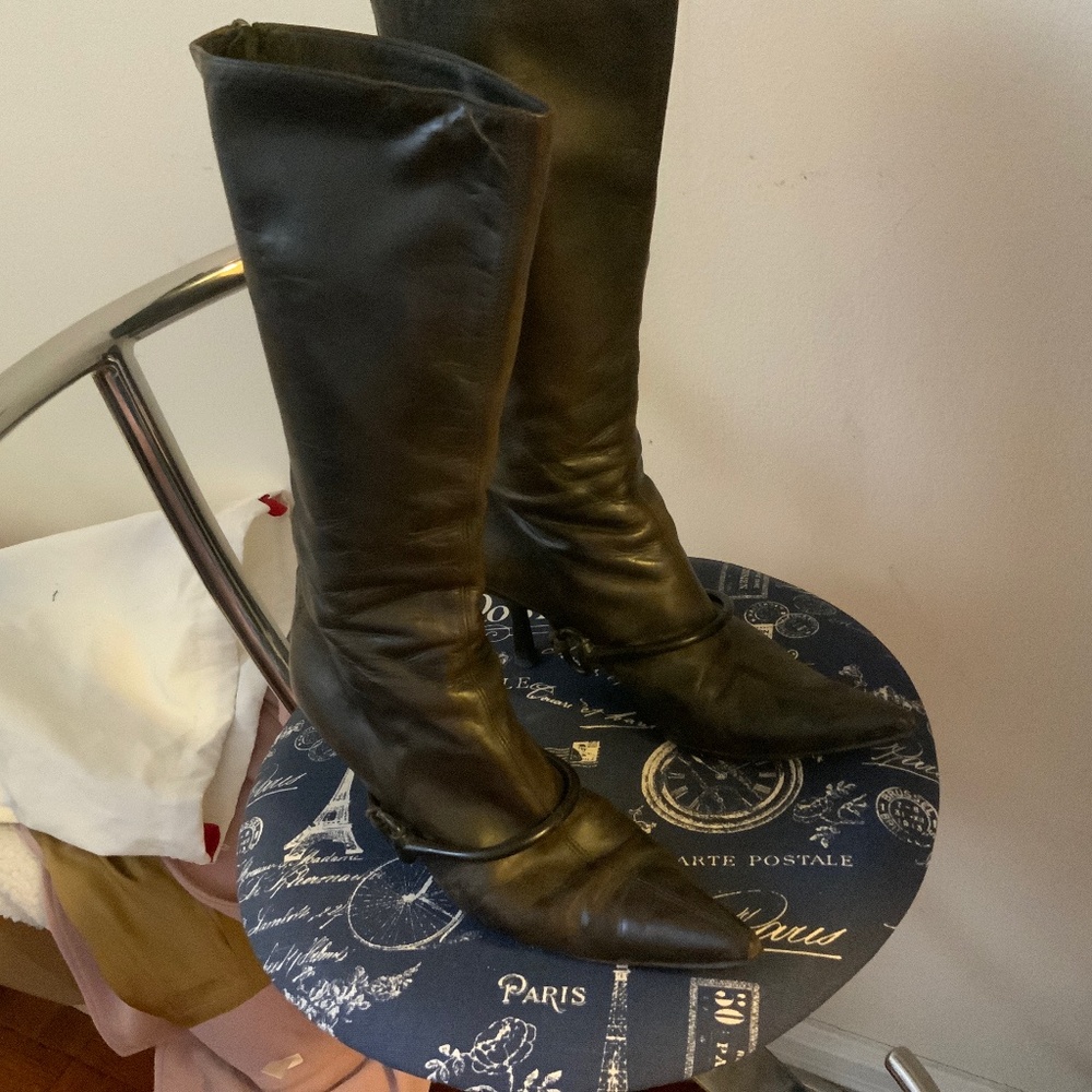Almost vintage Gucci boots